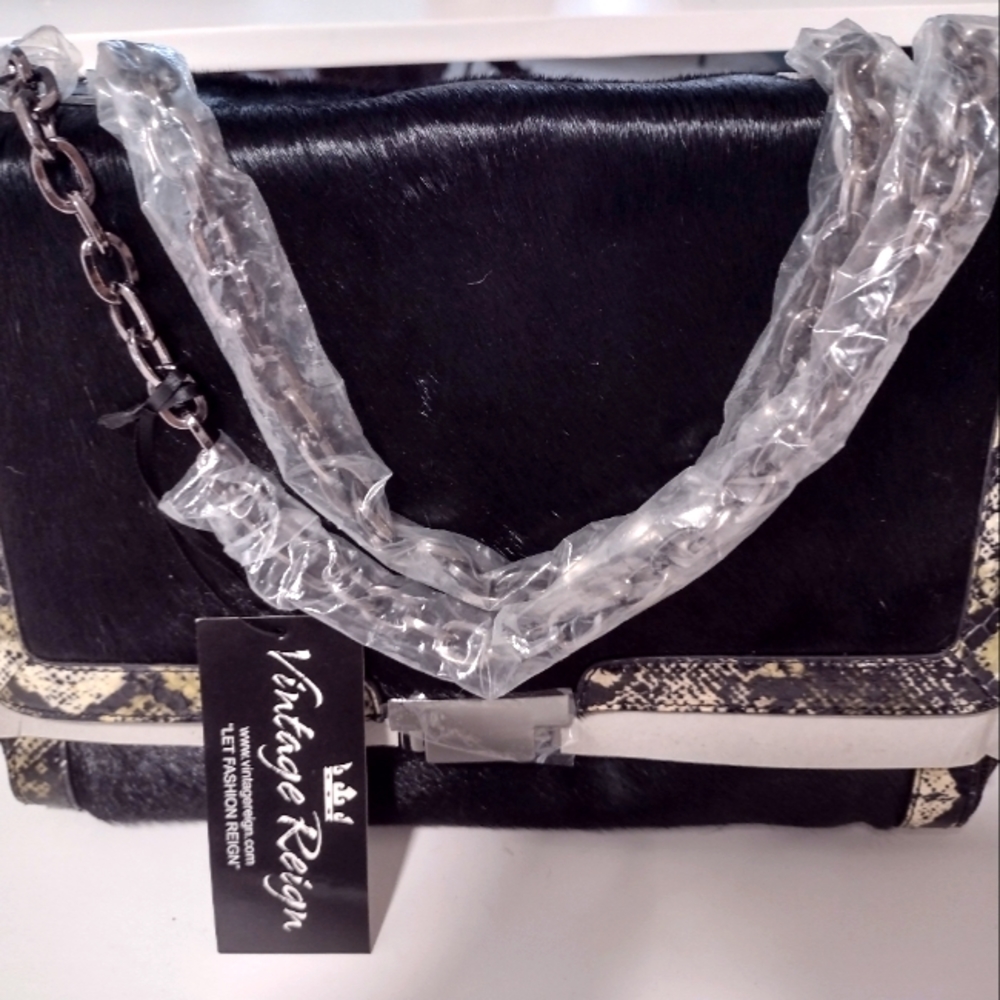 Vintage Reign shoulder bag